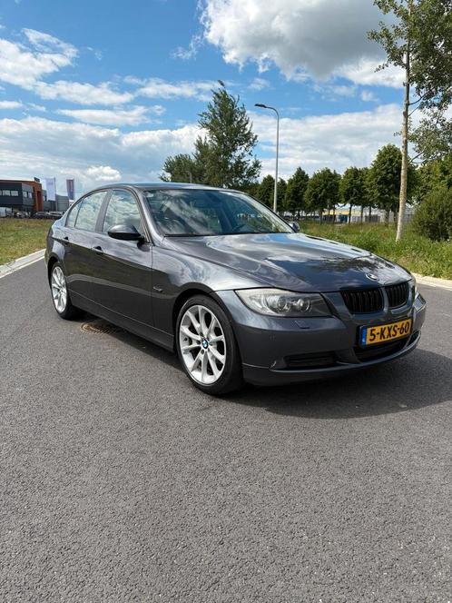 BMW 3-Serie 318i High Executive | Leder | Bi-Xenon |, Auto's, BMW, Particulier, 3-Serie, Airconditioning, Bluetooth, Bochtverlichting