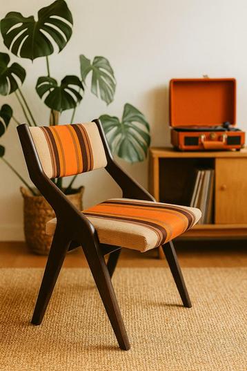 Leuke Vintage Z-stoel jaren ’70 – oranje/bruin gestreept beschikbaar voor biedingen