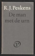 DE MAN MET DE URN - R.J. Peskens, Ophalen of Verzenden, Zo goed als nieuw