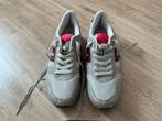 GLO Sneakers Maat 42 - zo goed als nieuw, Ophalen of Verzenden, Zo goed als nieuw, Overige kleuren