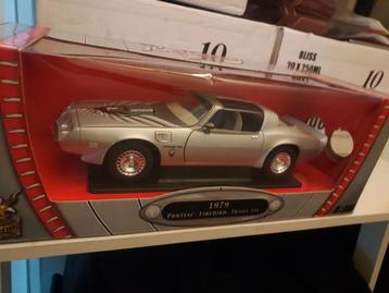 1:18 Trans Am Firebird Anniversary Edition in Doos beschikbaar voor biedingen