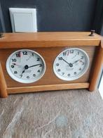 Mooie werkende jaren 60 houten schaakklok Koopman Dordrecht, Antiek en Kunst, Ophalen of Verzenden