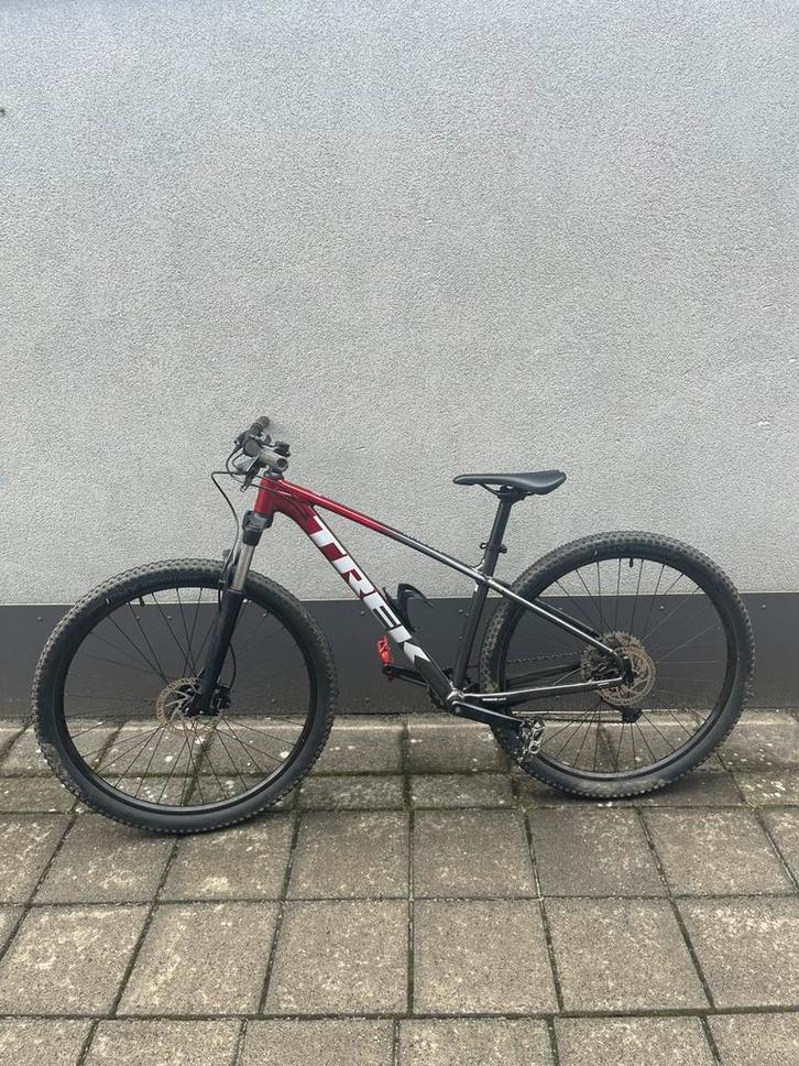 Trek marlin 6 maat M, Fietsen en Brommers, Fietsen | Mountainbikes en ATB, Zo goed als nieuw, Ophalen of Verzenden
