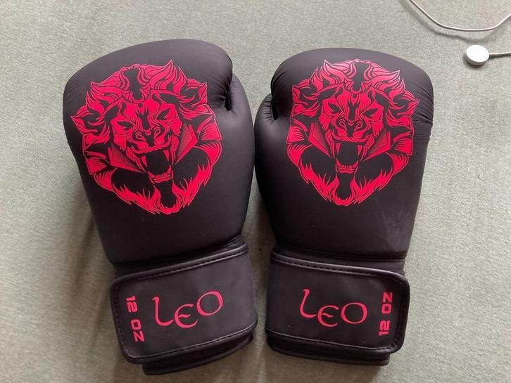 Leo 12 oz dames bokshandschoenen nieuw, Sport en Fitness, Boksen, Nieuw, Bokshandschoenen, Ophalen of Verzenden
