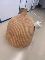 Grote rotan hanglamp – sfeervolle eyecatcher van 60 x 60 cm, Ophalen of Verzenden, Zo goed als nieuw, 50 tot 75 cm