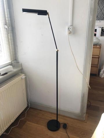 Vintage HALA Zeist vloerlamp beschikbaar voor biedingen
