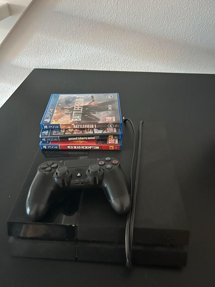 PS4 met 1 controller en 3 games, Spelcomputers en Games, Spelcomputers | Sony PlayStation 4, Gebruikt, Original, Met 1 controller