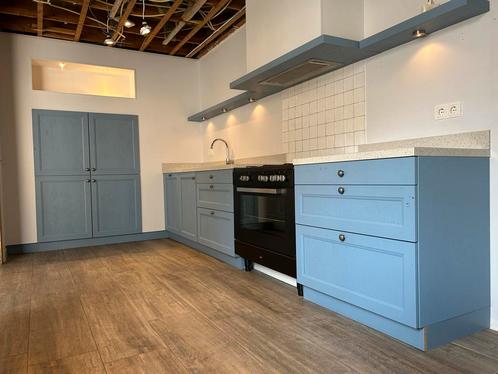 Blauwe eikenhouten Keuken met Composiet Aanrechtblad, Huis en Inrichting, Keuken | Complete keukens, Gebruikt, Enkelwandige keuken