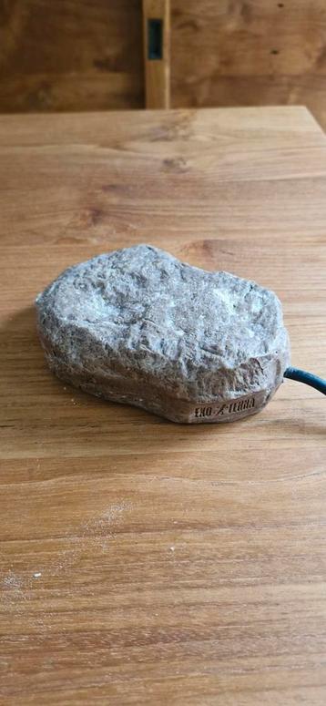 Warmtesteen voor reptielen  beschikbaar voor biedingen