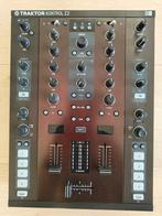 Native Instruments Traktor Kontrol Z2 - Nieuwstaat, Ophalen of Verzenden, Zo goed als nieuw, Minder dan 5 kanalen, Microfooningang