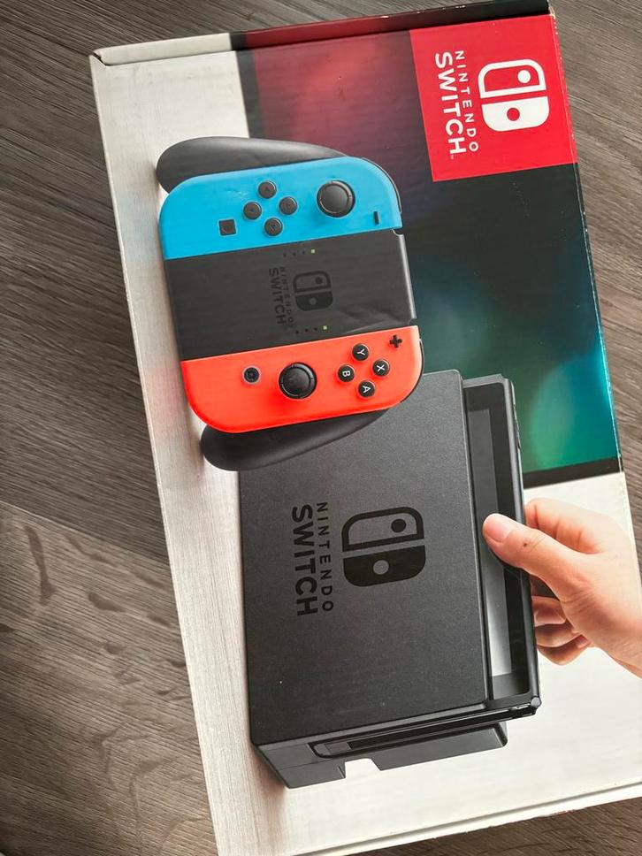 Nintendo Switch Zo Goed Als Nieuw + Mario Party & Kart 8, Spelcomputers en Games, Games | Nintendo Switch, Zo goed als nieuw, Racen en Vliegen