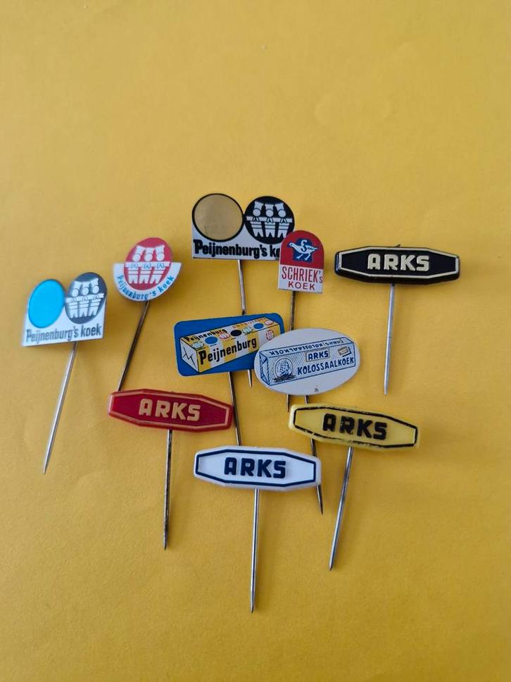 Sp 431 Vintage Koek Speldjes Collectie - Peijnenburg & Arks, Verzamelen, Speldjes, Pins en Buttons, Gebruikt, Speldje of Pin, Merk