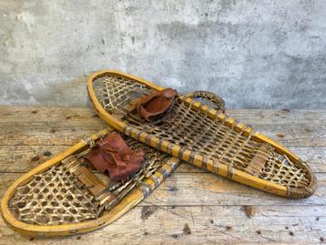 Gave vintage sneeuwschoenen met leren banden, decoratief! beschikbaar voor biedingen
