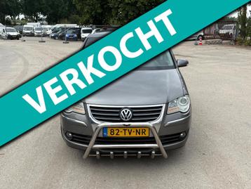 Volkswagen Touran 2.0 TDI Highline Business beschikbaar voor biedingen