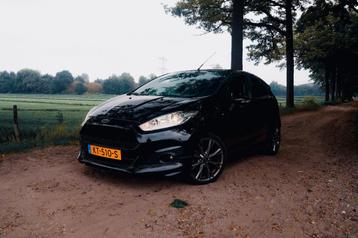 Ford Fiësta ST-line 145pk 5dr nieuwe motor!! beschikbaar voor biedingen