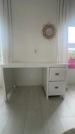 Ikea bureau met laadjes, Huis en Inrichting, Bureaus, Ophalen of Verzenden, Gebruikt, Bureau