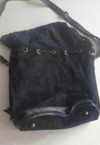 Zwart suède gave schoudertas, Overige merken, Zwart, Ophalen of Verzenden, Zo goed als nieuw