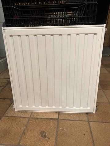 60x60 radiator beschikbaar voor biedingen