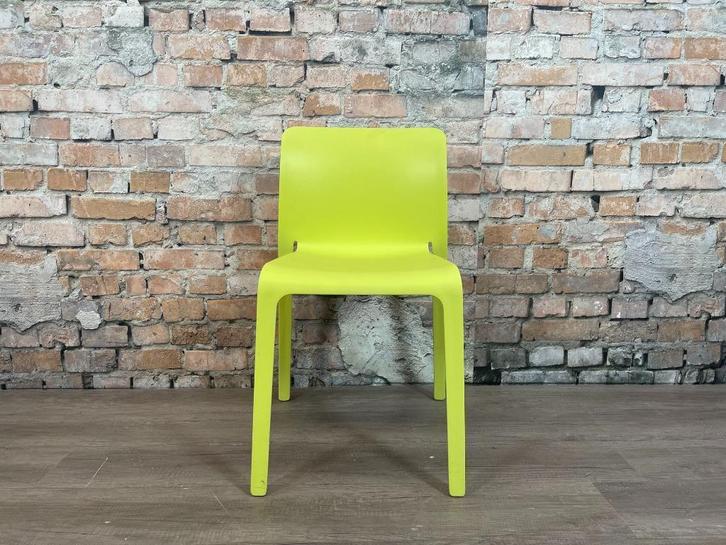 Magis First bij TheReSales, Huis en Inrichting, Stoelen, Zo goed als nieuw, Eén, Kunststof, Overige kleuren, Ophalen of Verzenden