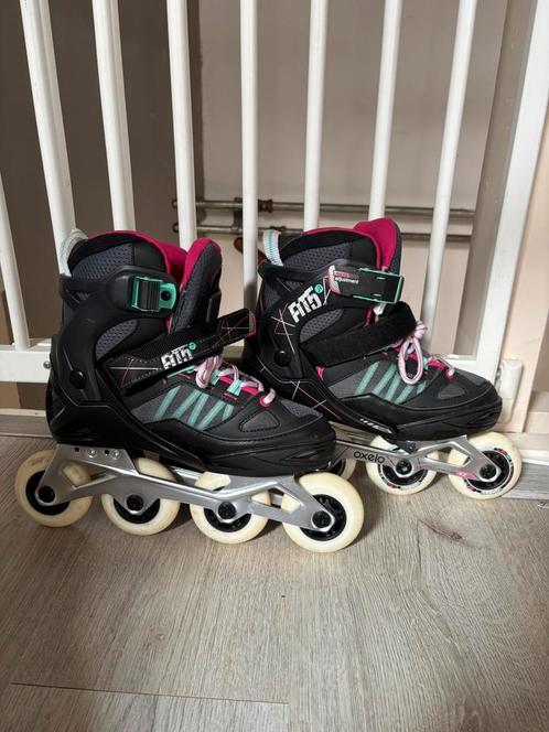 Skeelers, Sport en Fitness, Skeelers, Zo goed als nieuw, Inline skates 4 wielen, Overige merken, Verstelbaar, Ophalen
