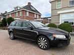 Volvo V70 T4 132KW 2013 Zwart, Auto's, Voorwielaandrijving, 1596 cc, 15 km/l, 1487 kg