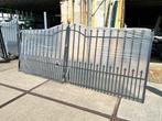 KOMT BINNEN ZWARE KASTEELPOORT/SIERPOORT/TUINPOORT, Ophalen, Zo goed als nieuw, IJzer, 200 cm of meer