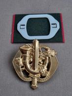 Baretembleem Limburgse Jagers (natosluiting), Verzamelen, Militaria | Algemeen, Ophalen of Verzenden, Landmacht, Nederland, Embleem of Badge