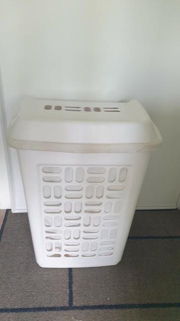 Wasmand 61x44x34 cm beschikbaar voor biedingen