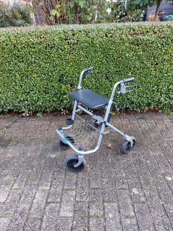 Thuasne opvouwbare rollator   beschikbaar voor biedingen