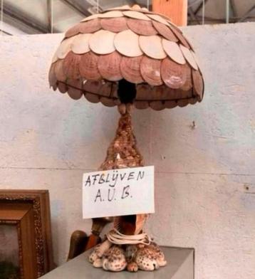 Lamp schitterende mooie Schelpen tafellamp uit jaren 60 beschikbaar voor biedingen