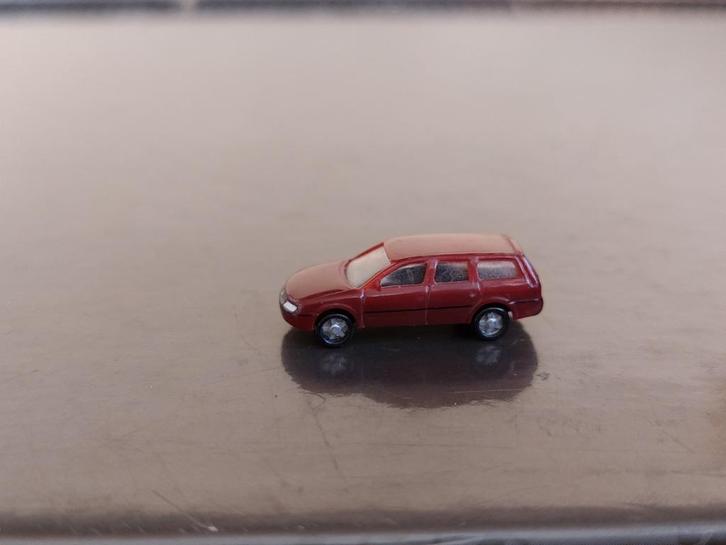 Herpa 065122 - VW Passat (11921), Hobby en Vrije tijd, Modeltreinen | N-Spoor, Gebruikt, Overige typen, Gelijkstroom, Overige merken