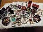 Groot lot vintage sieraden, Verzenden, Overige materialen, Overige typen, Met edelsteen
