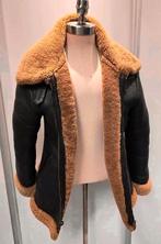 Mooie volle dames lammy coat Arma - mt. 42 / L Jackey McGee, Kleding | Dames, Ophalen of Verzenden, Zo goed als nieuw, Maat 42/44 (L)