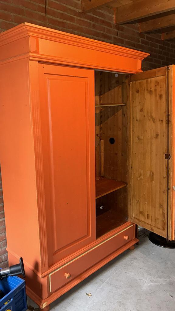 Vintage terra cotta kast, Huis en Inrichting, Kasten | Kledingkasten, Gebruikt, 200 cm of meer, 100 tot 150 cm, 50 tot 75 cm, Ophalen