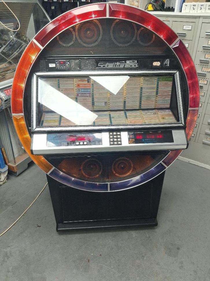 Satellite NSM Jukebox, Verzamelen, Automaten | Jukeboxen, Gebruikt, Overige merken, 1970 tot heden, Ophalen