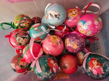 Disney kerstballen set.... Groot en klein  beschikbaar voor biedingen