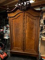 Antieke Kast met Prachtig Houtsnijwerk, Ophalen