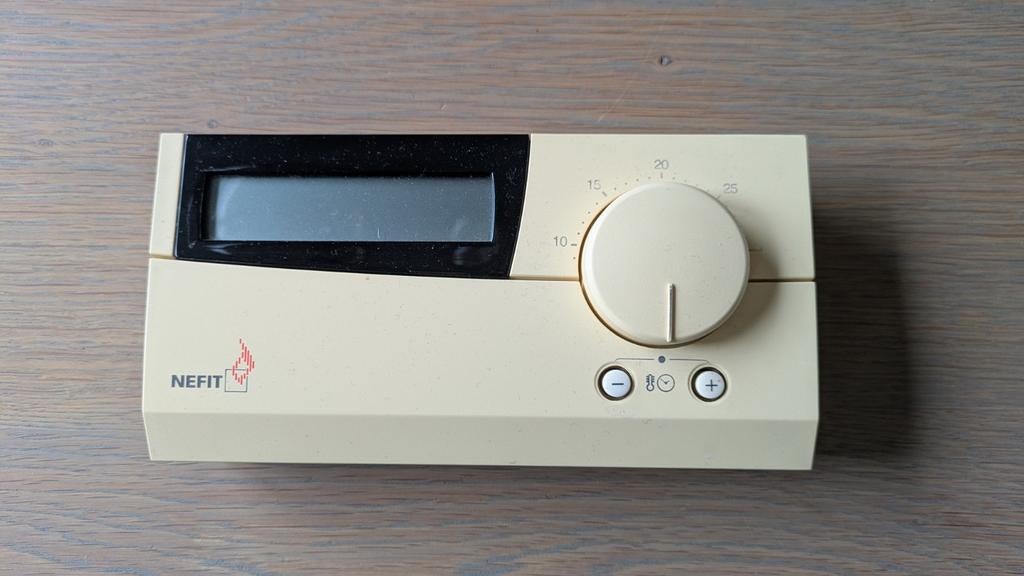Klokthermostaat Nefit Moduline 30, Doe-het-zelf en Verbouw, Ophalen, Zo goed als nieuw