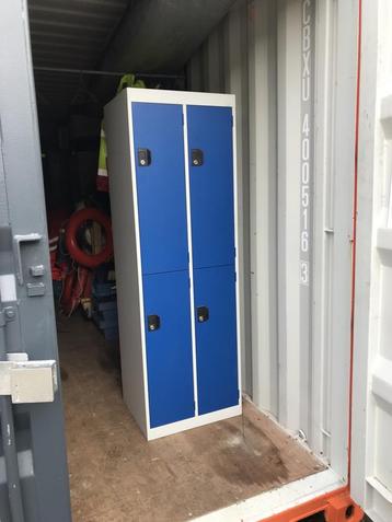 Lockerkast - 4 Vakken beschikbaar voor biedingen
