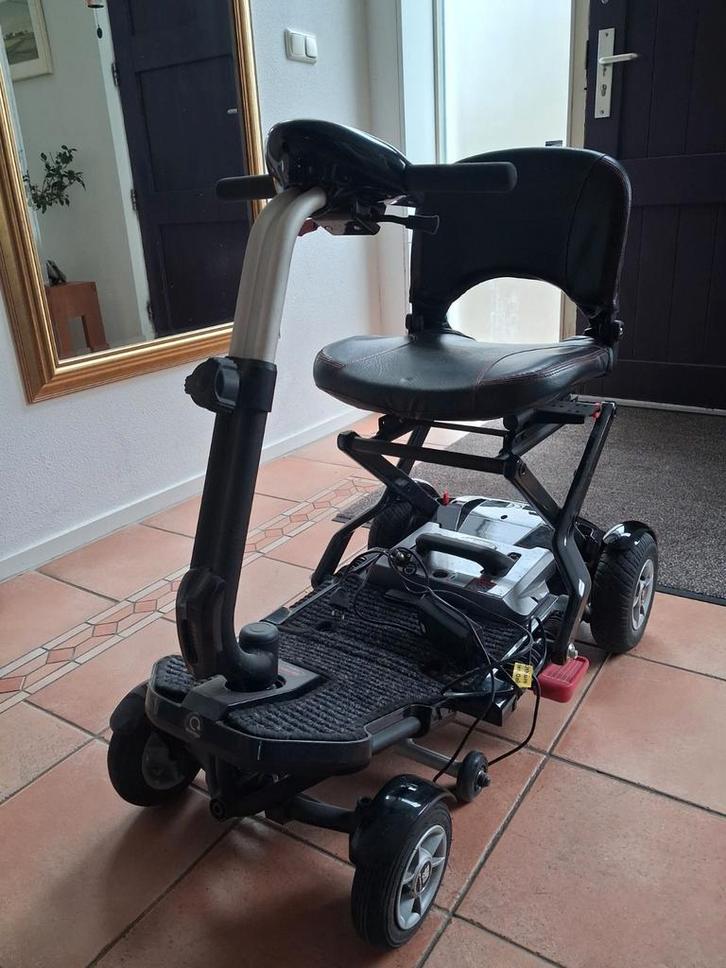 Zo goed als nieuwe Mango Mobility Bobby – dé ideale opvouwba, Diversen, Brommobielen en Scootmobielen, Zo goed als nieuw, Mango