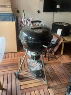 Een Houtskool Barbecue Kogeltype, Ophalen, Zo goed als nieuw