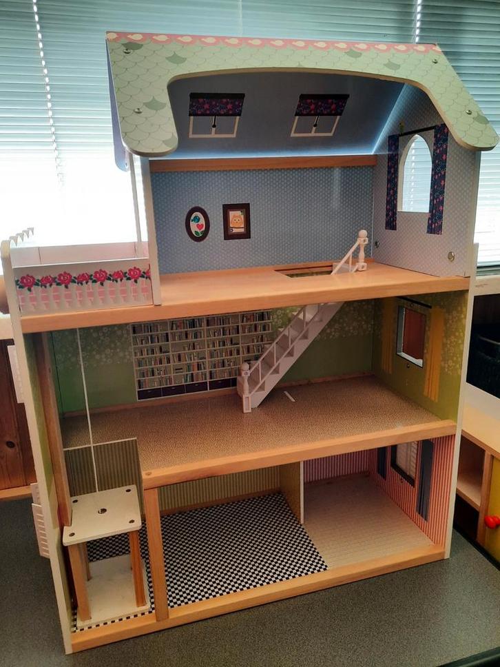 Prachtig Houten Poppenhuis, Kinderen en Baby's, Speelgoed | Poppenhuizen, Gebruikt, Poppenhuis, Ophalen