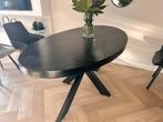 Prachtige ovale eettafel met spinpoot, Huis en Inrichting, 100 tot 150 cm, Ophalen of Verzenden, Zo goed als nieuw, Vijf personen of meer
