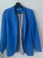 Dames colbert maat 36 kleur blauw in zeer goede staat, Kleding | Dames, Jasjes, Kostuums en Pakken, Ophalen, Blauw, Zo goed als nieuw