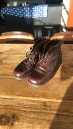 Italiaanse merkschoenen fijne pasvorm naar 41, Ophalen of Verzenden, Zo goed als nieuw, Bruin