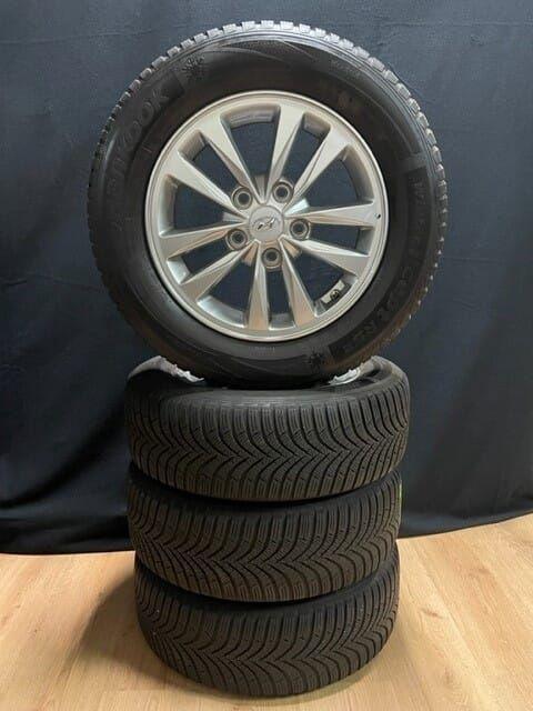 Originele Hyundai Velgenset + Hankook Winterbanden + TPMS, Auto-onderdelen, Banden en Velgen, Banden en Velgen, Gebruikt, Ophalen