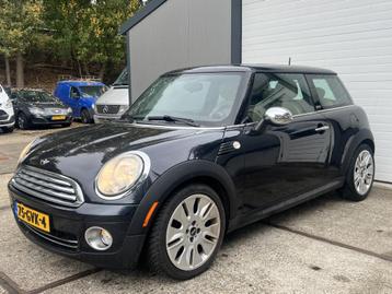Mini Mini 1.6 Cooper Chili | Automaat | Clima | Pano beschikbaar voor biedingen