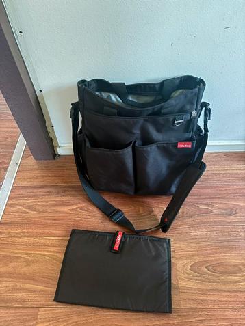 Skip hop luiertas zwart (nieuwstaat) beschikbaar voor biedingen