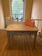 Brocante tafel met la, Ophalen