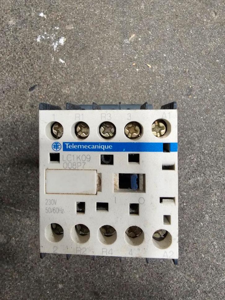 Telemecanique LC1K09 Contactor, Hobby en Vrije tijd, Elektronica-componenten, Ophalen